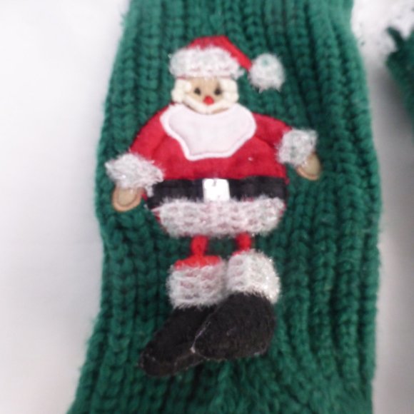 Non-slip, green knitted Santa socks with bottom grips and furry trim tops BNWOT - Picture 5 of 6